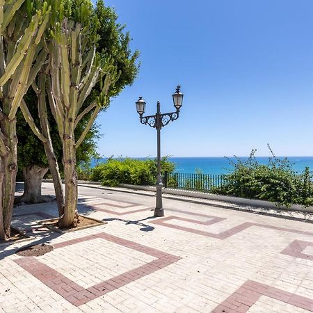 Apt Playa Y Montana Apartman Torremolinos Kültér fotó