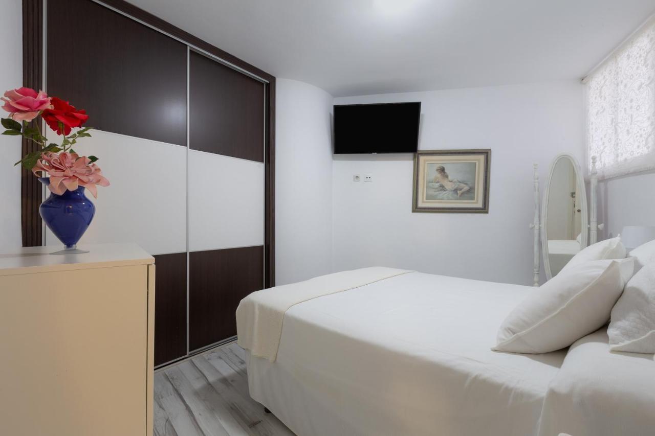 Apt Playa Y Montana Apartman Torremolinos Kültér fotó