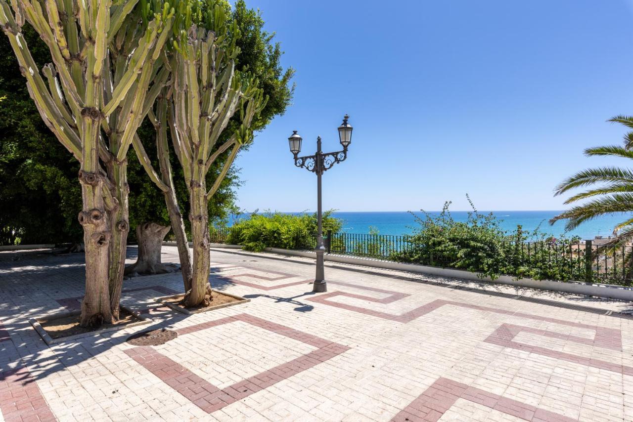 Apt Playa Y Montana Apartman Torremolinos Kültér fotó